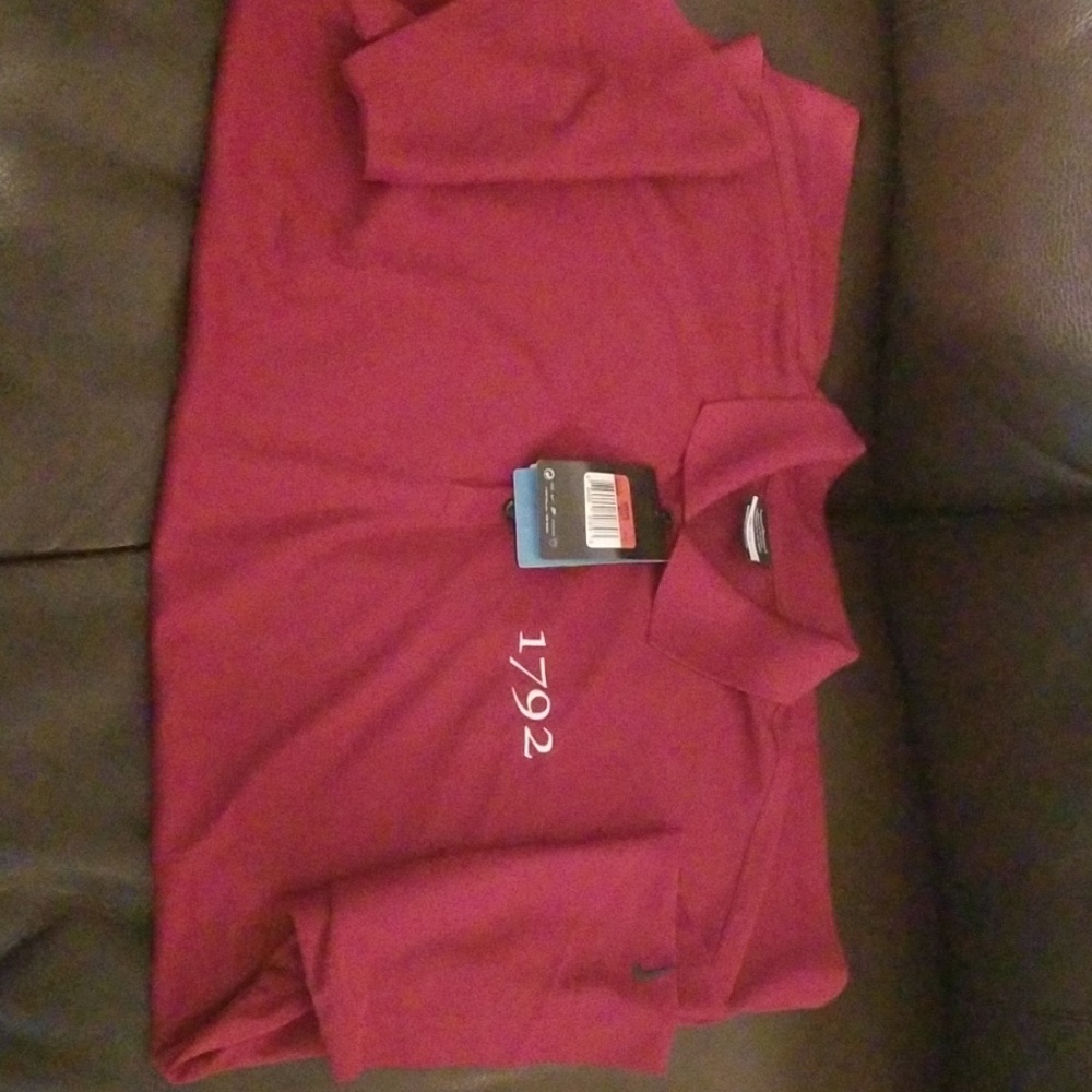 New polo Nike shirt